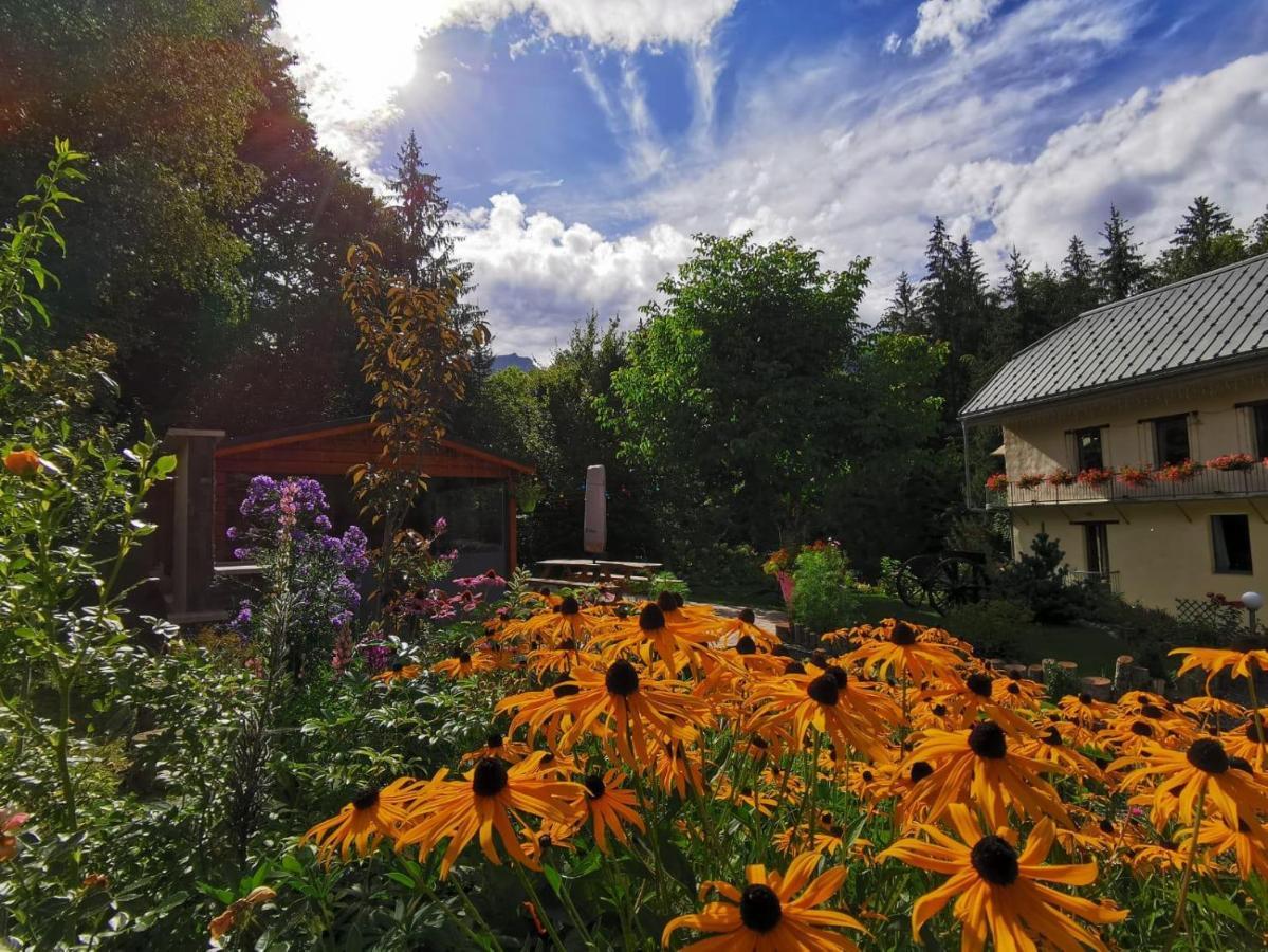 Le Moulin Des Olirics Villa Sallanches Bagian luar foto